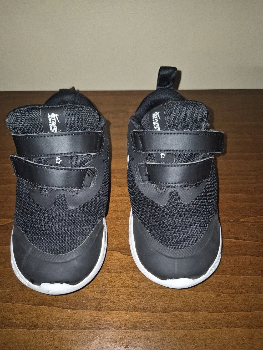Nike Kids Black and White Velcro Sneakers